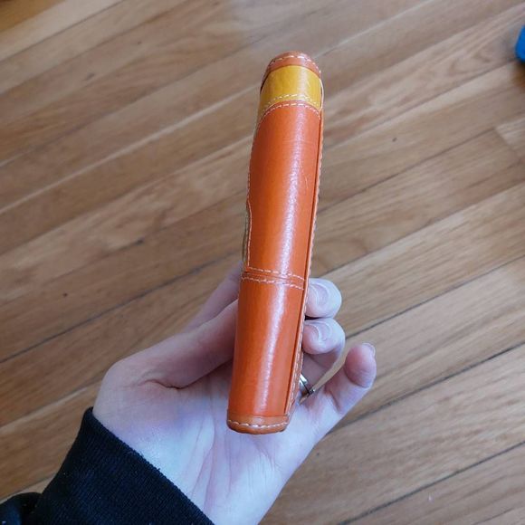 Floral Fossil Wallet, Genuine Leather Bi-Fold EUC - Picture 6 of 9